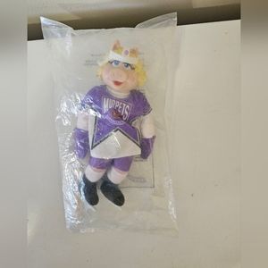 1995 McDonalds Miss Piggy Muppets NHL Hockey NWT